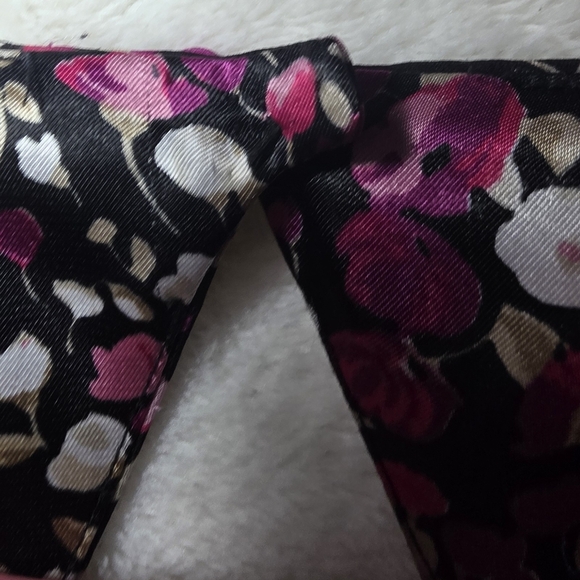 WHBM Floral Pink and Black Fit-and-Flare Ruffle Midi Dress Size 4 Cut-out Back. - Picture 11 of 13